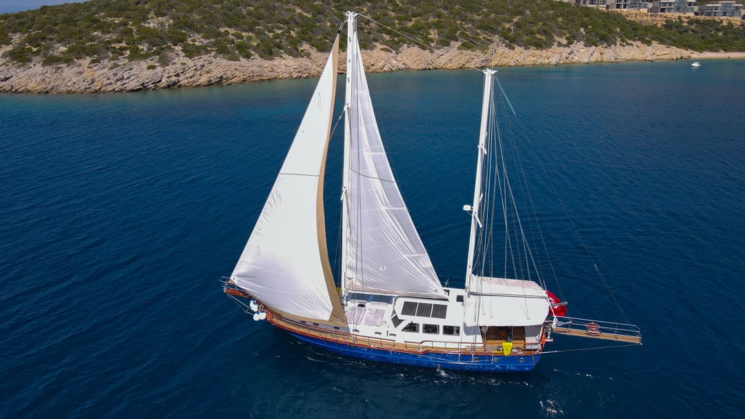 Giulietta gulet – deck and exterior 1